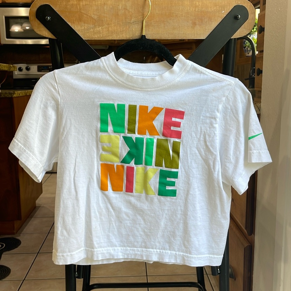 NIKE T-SHIRT